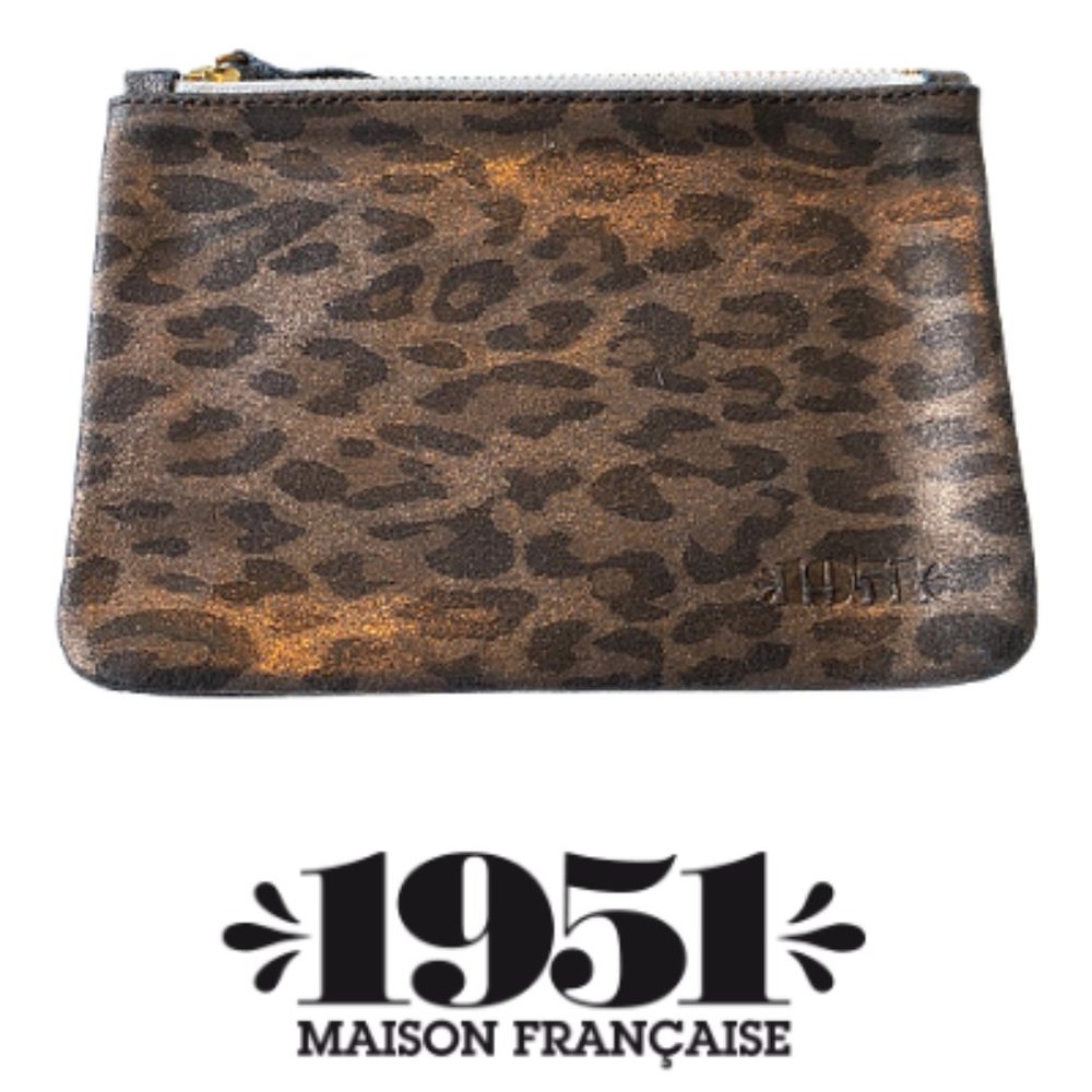 1951 Maison Francaise Leo Glitter Chocolate Clutch